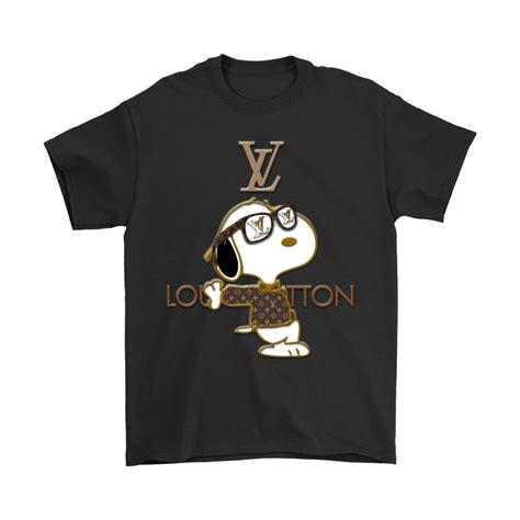 t shirt louis vuitton snoopy